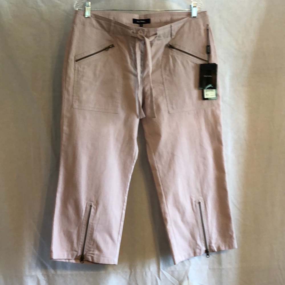 Daisy Fuentes capris